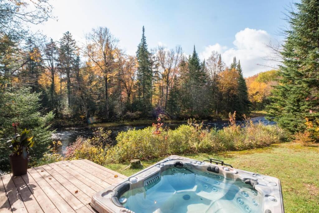 The Beaver Lodge By Escapades Tremblant Lac Superieur Luaran gambar